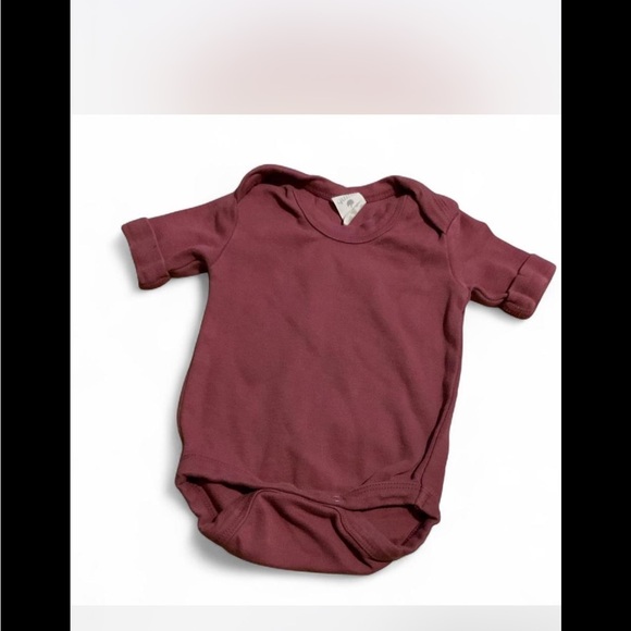 Kate‎ Quinn Burgundy Baby Bodysuit bundle - Picture 2 of 5